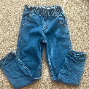Mayoral paper bag waist denim 
Only hung dry 
Size 7 girls